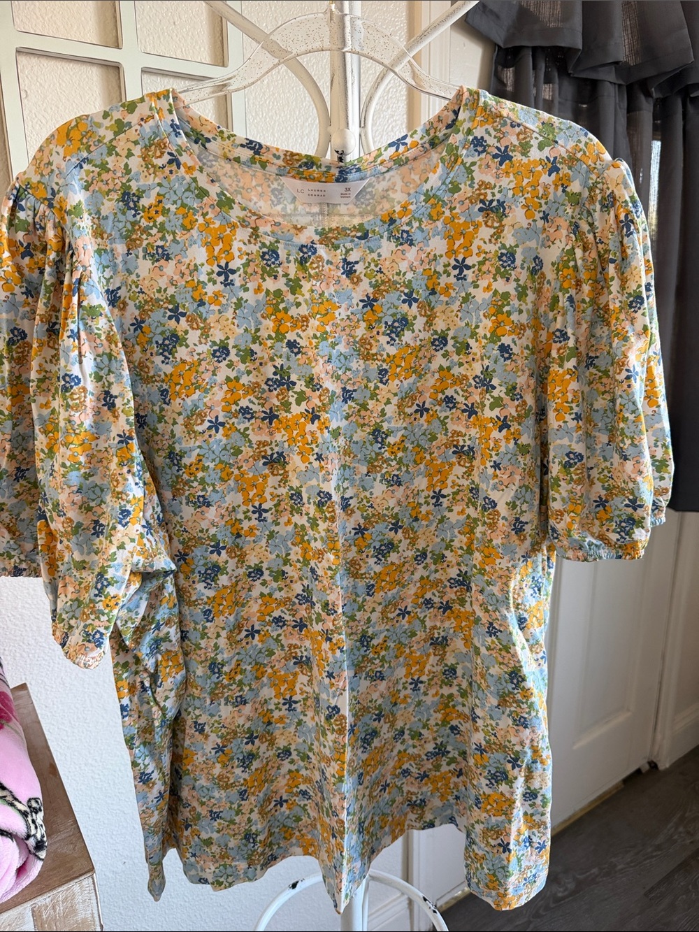 LC Lauren Conrad Yellow & Blue Floral Puff-Sleeve Blouse